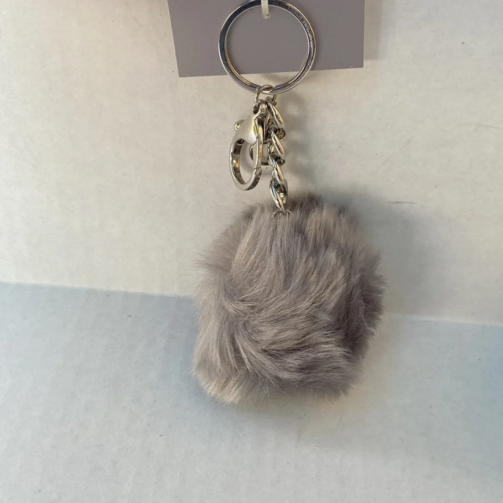 New G by GUESS keychain